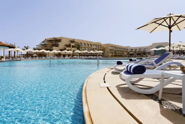 Piscine Hotel Movenpick Soma Bay