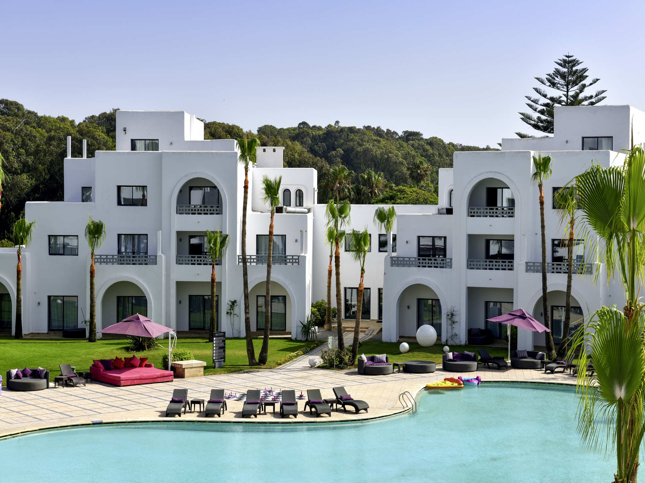 https://all.accor.com/2960